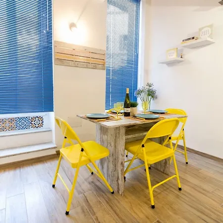 Mini-loft Center Ac & Wifi 아파트