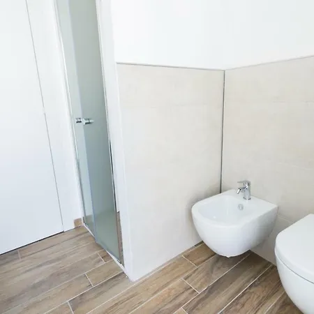 Mini-loft Center Ac & Wifi 아파트 산레모